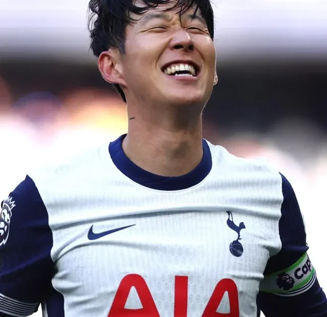 Tottenham's Son Heung-Min made to wait for medal after Europa League win
